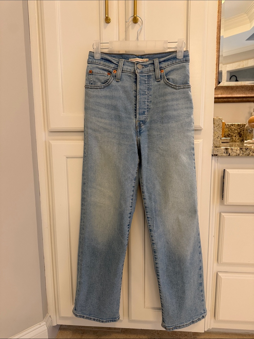 Levi's Light Blue Women’s Ribcage Straight Jeans